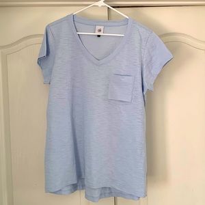 Cabi Fold Pocket T-shirt. Light Blue